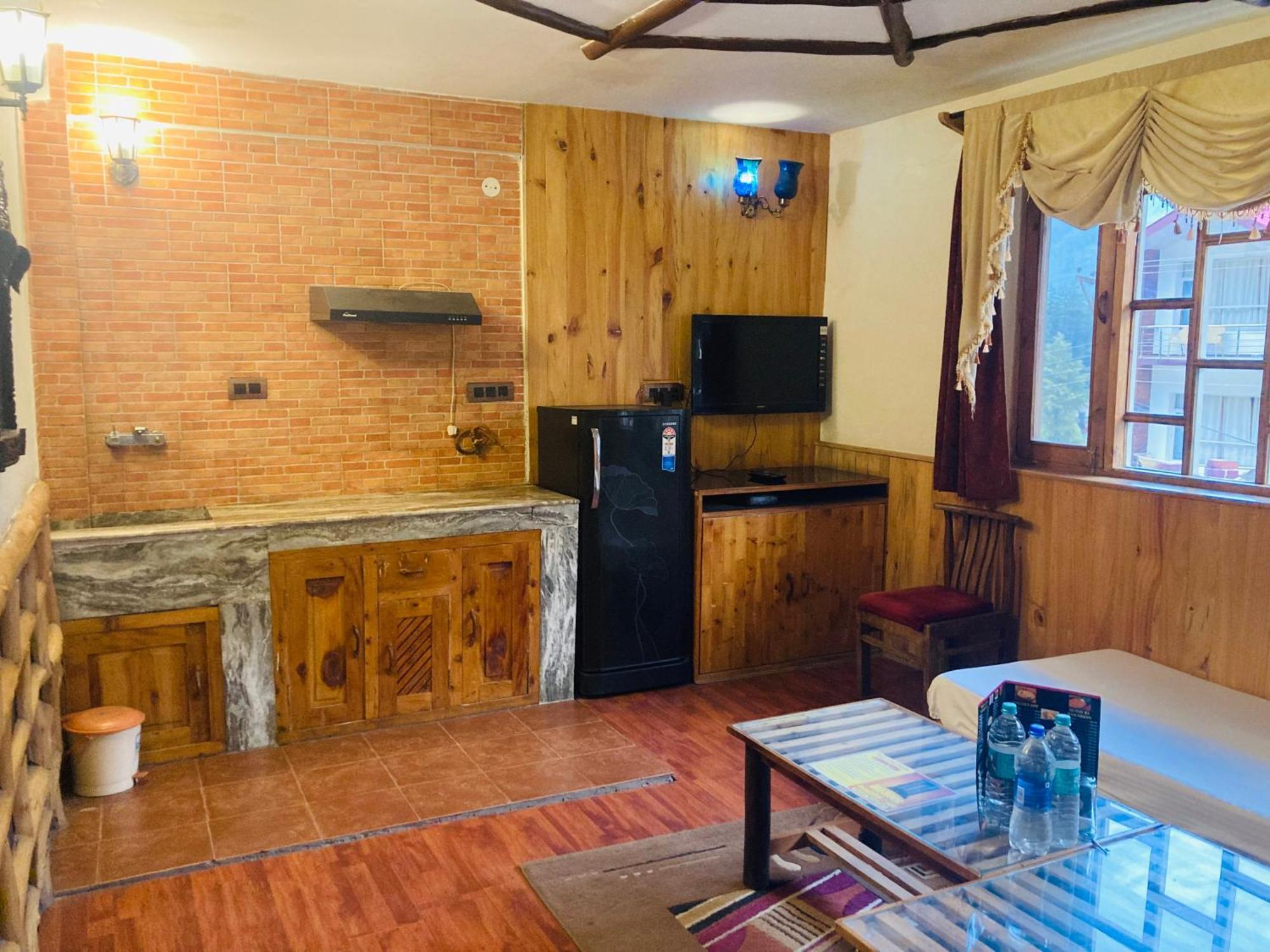 Manu Villa, Manali - Independent Luxury Villas For Family - Manali (Himachal Pradesh) — Photos 3